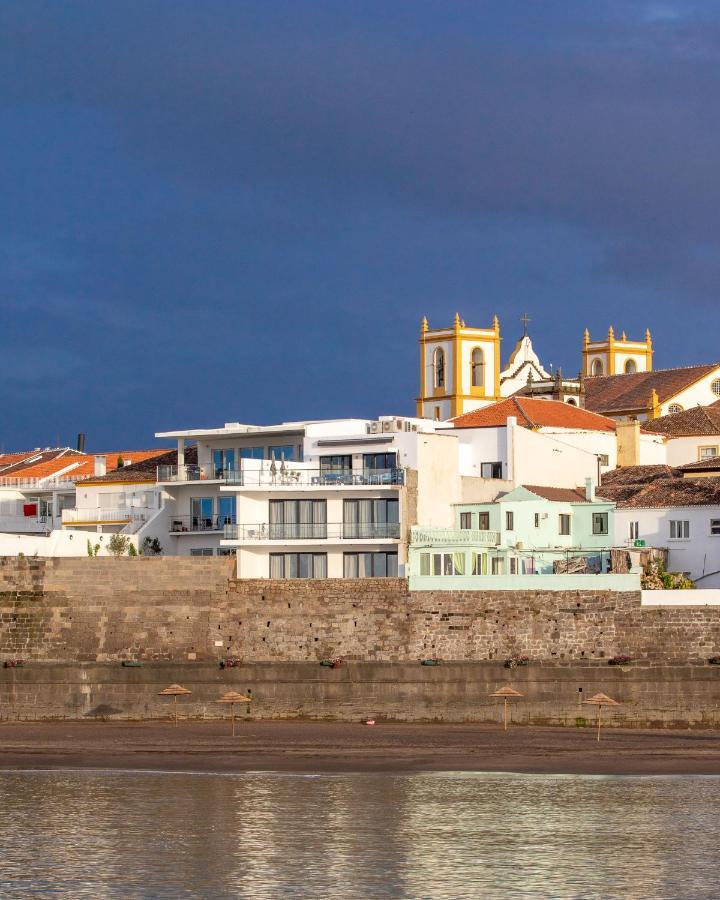 Facing Bay Hostel Praia da Vitoria Exterior photo