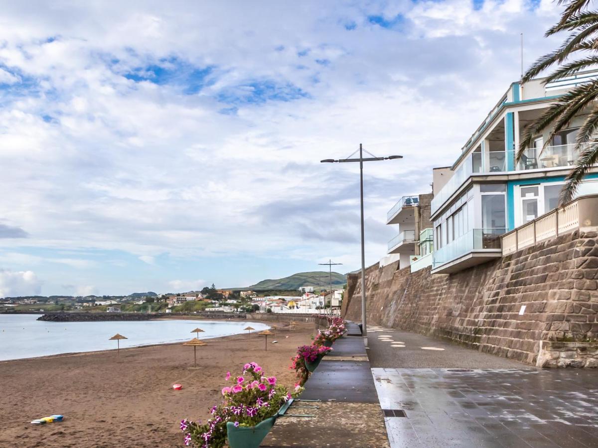 Facing Bay Hostel Praia da Vitoria Exterior photo